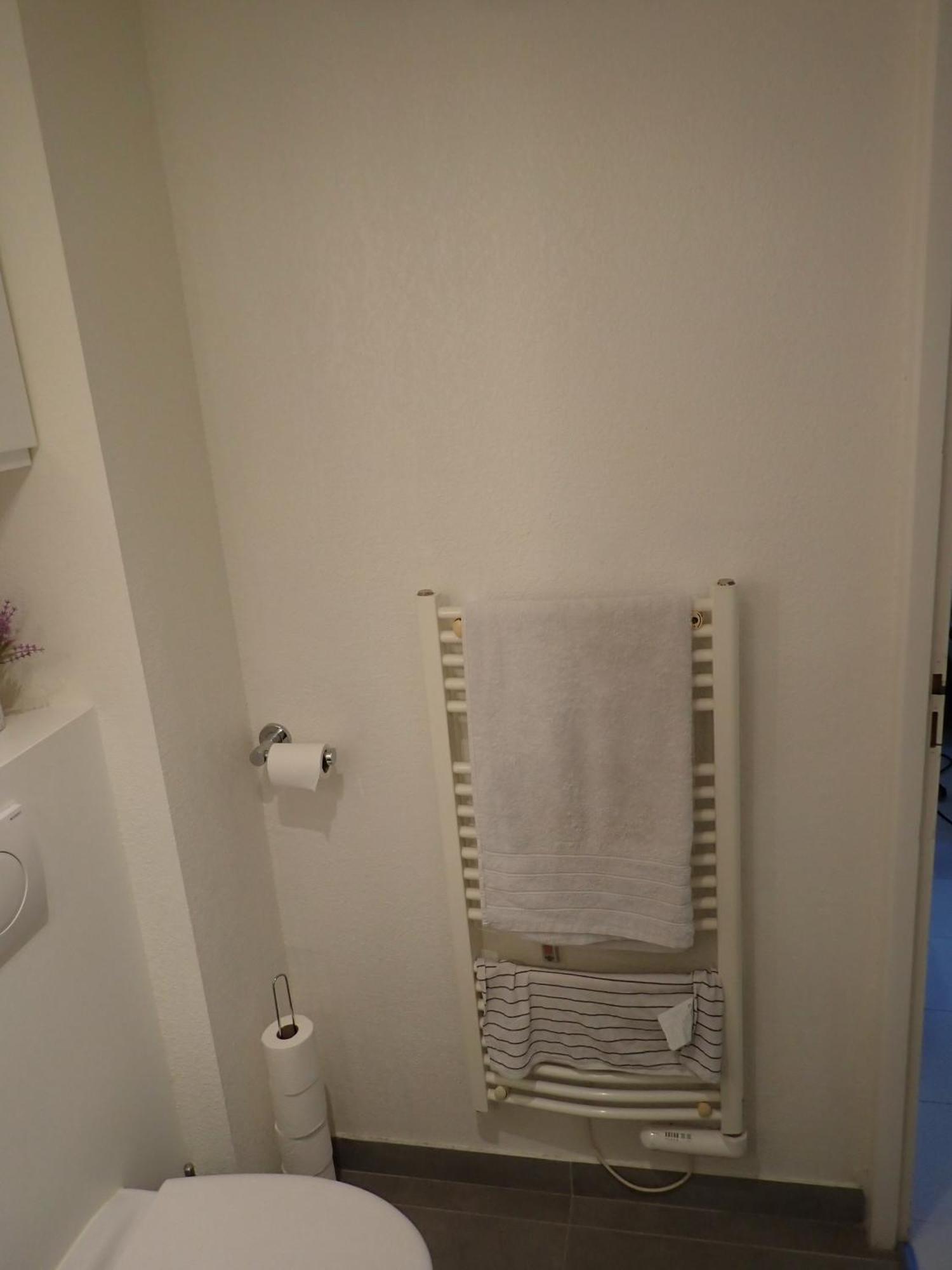 Suite 1 Chambre, 1 Sejour, Climatise, Piscines, 400M De La Mer La Londe-les-Maures Bagian luar foto