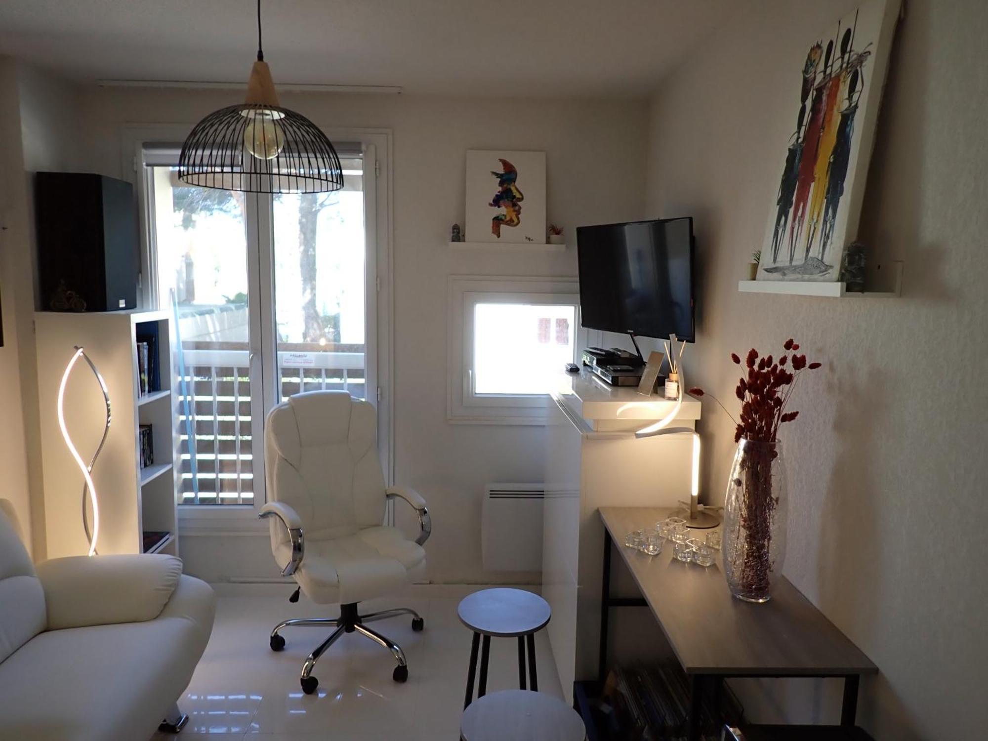 Suite 1 Chambre, 1 Sejour, Climatise, Piscines, 400M De La Mer La Londe-les-Maures Bagian luar foto
